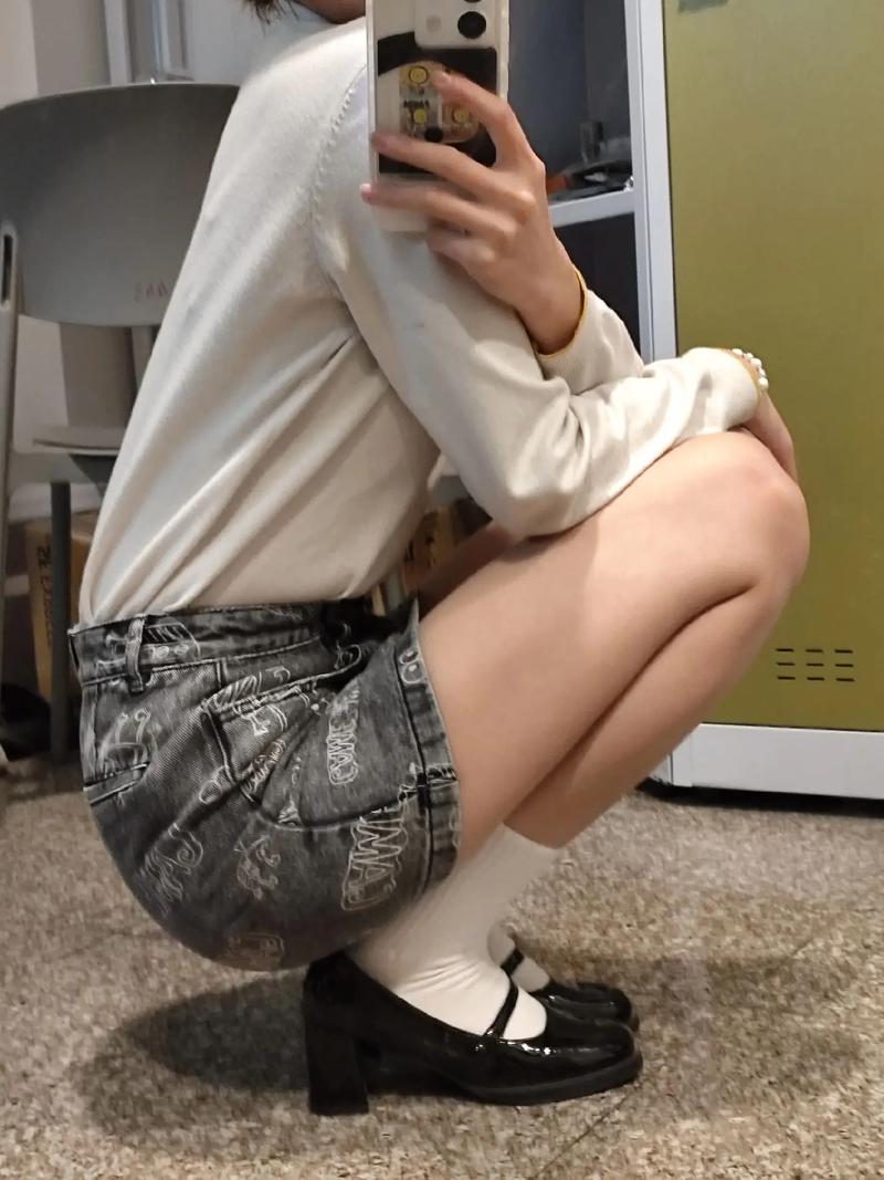 拍照不同角度长的不一样图1