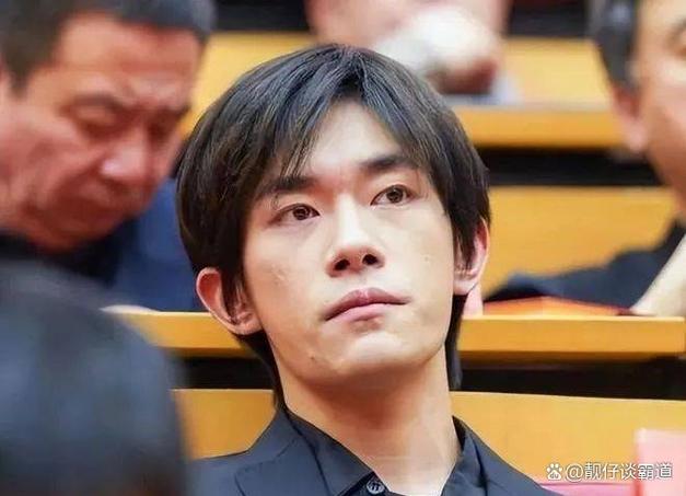 开会时拍照角度是多少图1