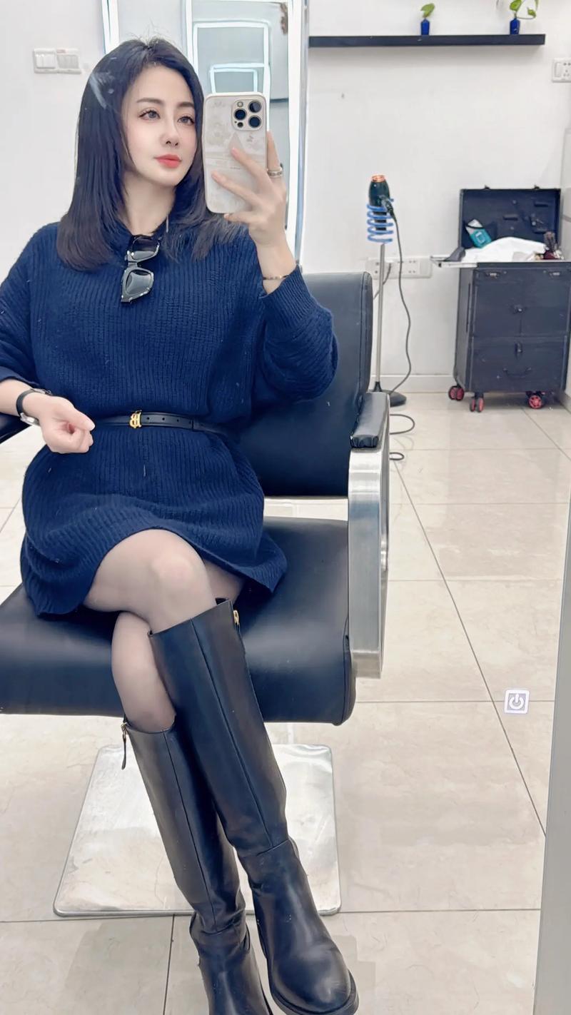 原相机与镜子里的自己哪个是真实的自己