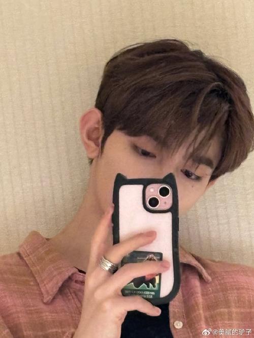 自拍男生拍照角度技巧图片图3