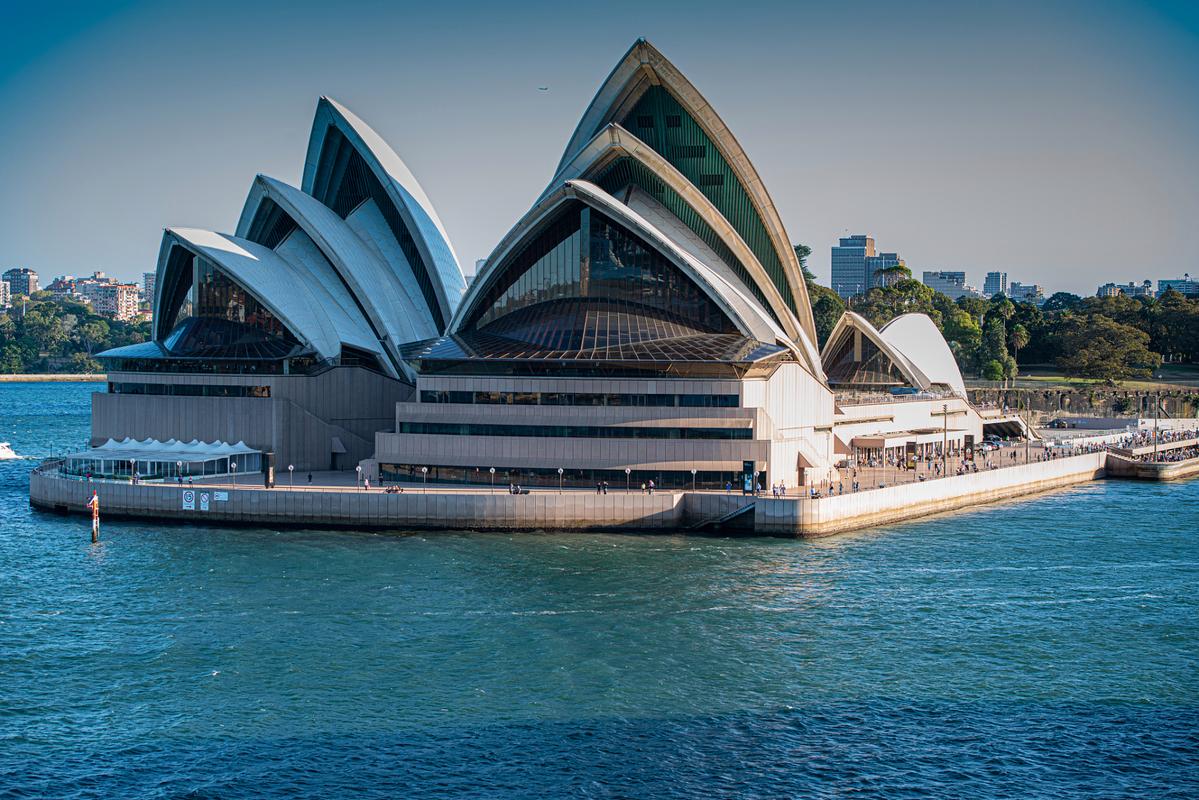 犯人拍照背景图片真实图2