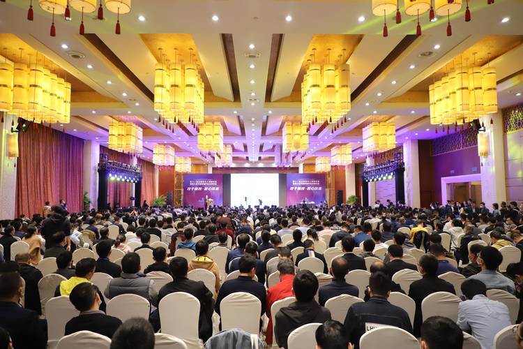 给领导拍照技巧与角度人像图3