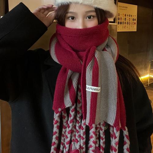 红围巾头像怎么做