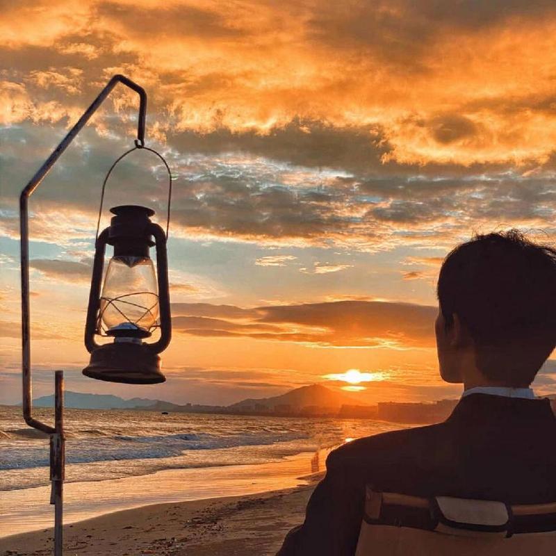 求夕阳男生背景高清头像