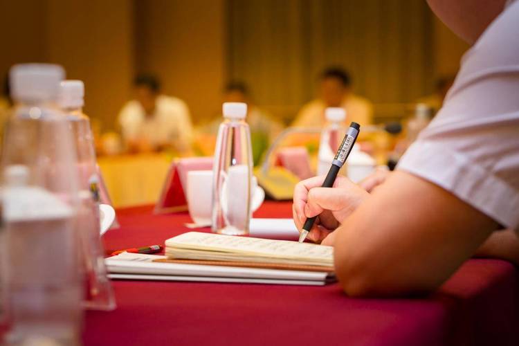 会议拍照技巧与角度人像怎么拍图1