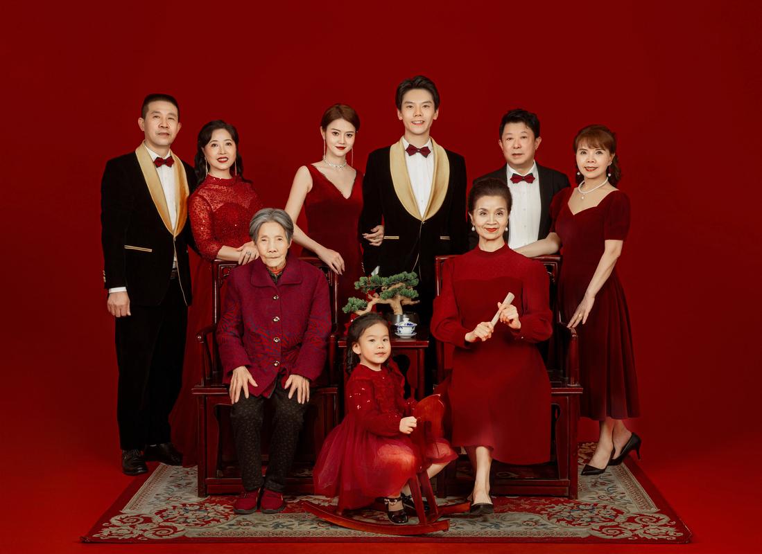 新年啥都有,就差一张好全家福了!