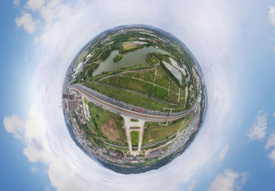 三维全景视频融合