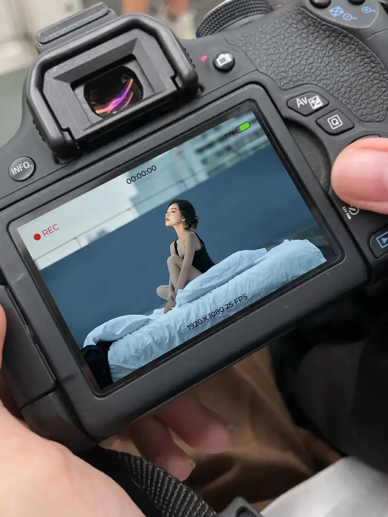 原相机是真实的自己吗