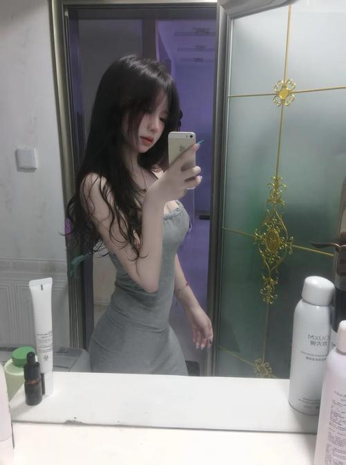 手机自拍照片突然模糊