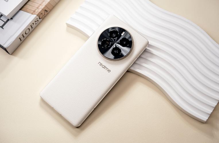 真我手机拍照好看吗图3