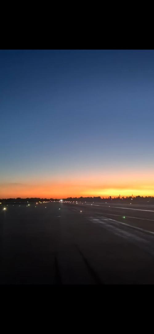 拍照如何设置背景图片图3