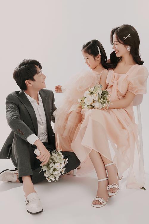 幼儿园全家福照片怎么拍