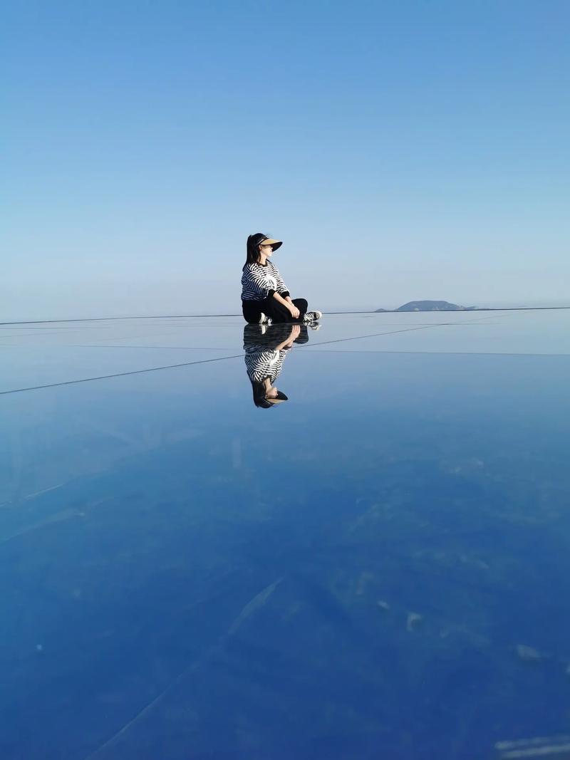 天空之镜拍摄技巧是什么