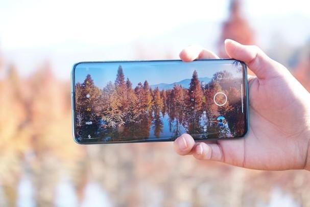 荣耀手机怎么拍舞台灯光效果好?