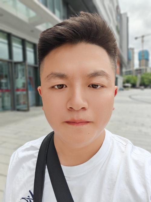 什么手机拍照好看,原相机拍好看,还有手机有人像功能的