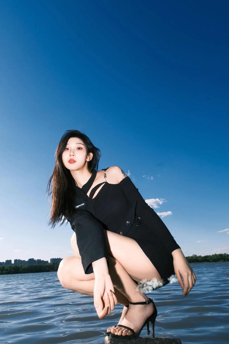 手机拍照什么角度显个高图2