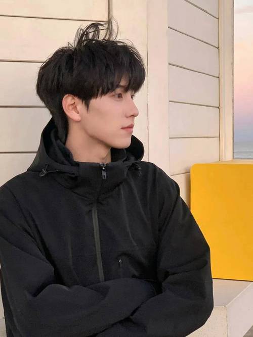 给男生拍照怎么拍好看