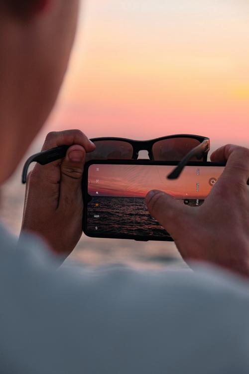 手机拍照与相机拍照一样?