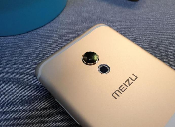 魅族pro6s相机模糊怎么解决