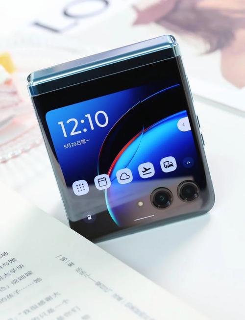 摩托罗拉折叠手机外屏怎么回复消息