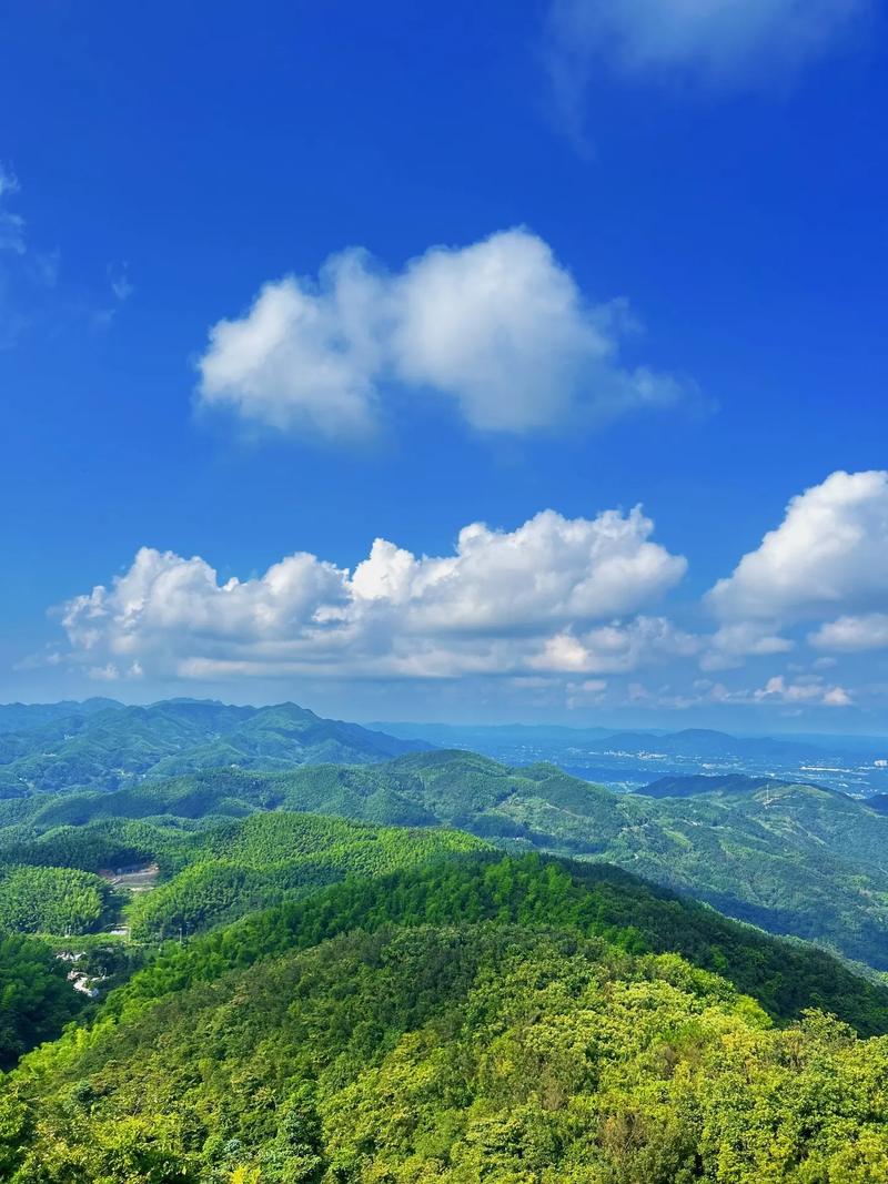 如何拍蓝天白云蓝天拍摄技巧