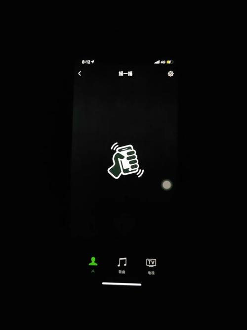 苹果手机刚拍的照片突然不见了