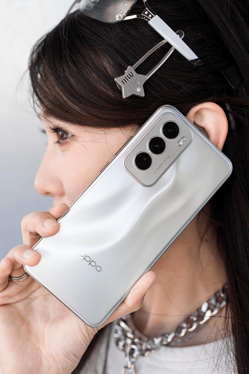 什么牌子的手机照相效果最好(OPPO哪款拍照效果好)