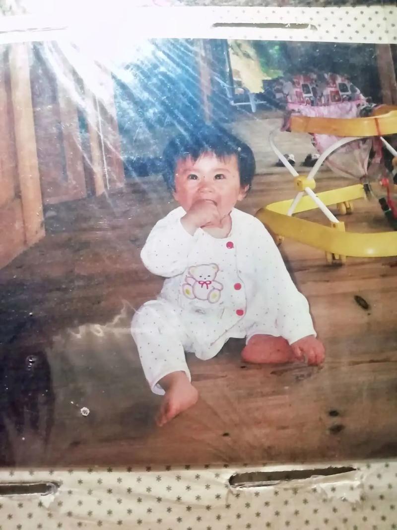 手机如何翻拍老照片